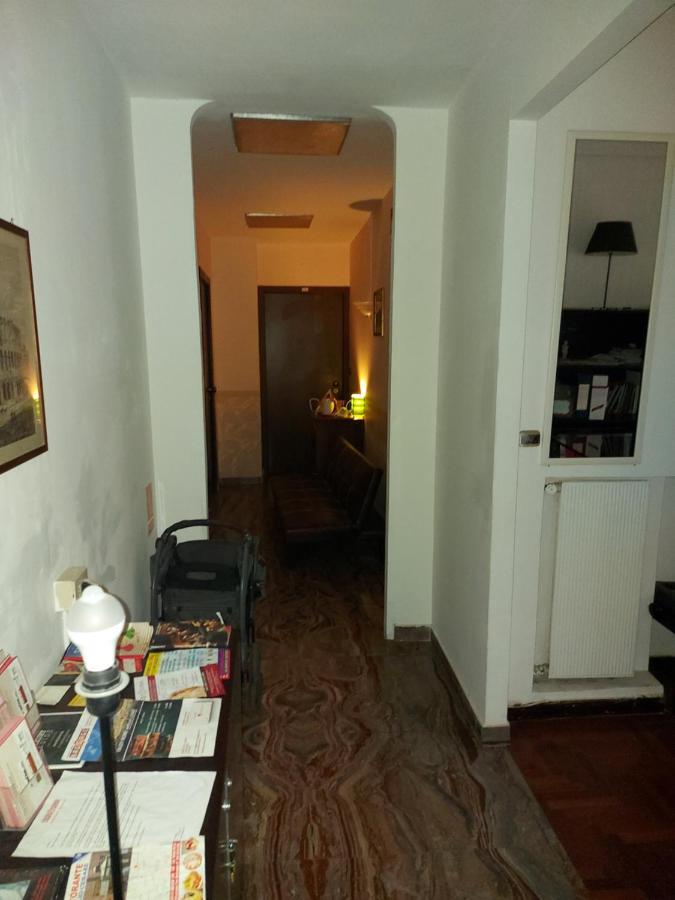 Vatican Rooms Guest House ローマ エクステリア 写真